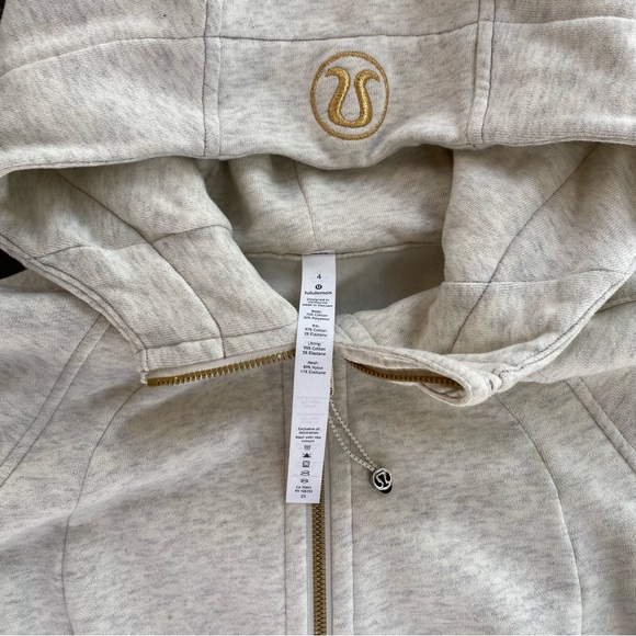 SOLD lululemon scuba hoodie *regular - Picture 6 of 7